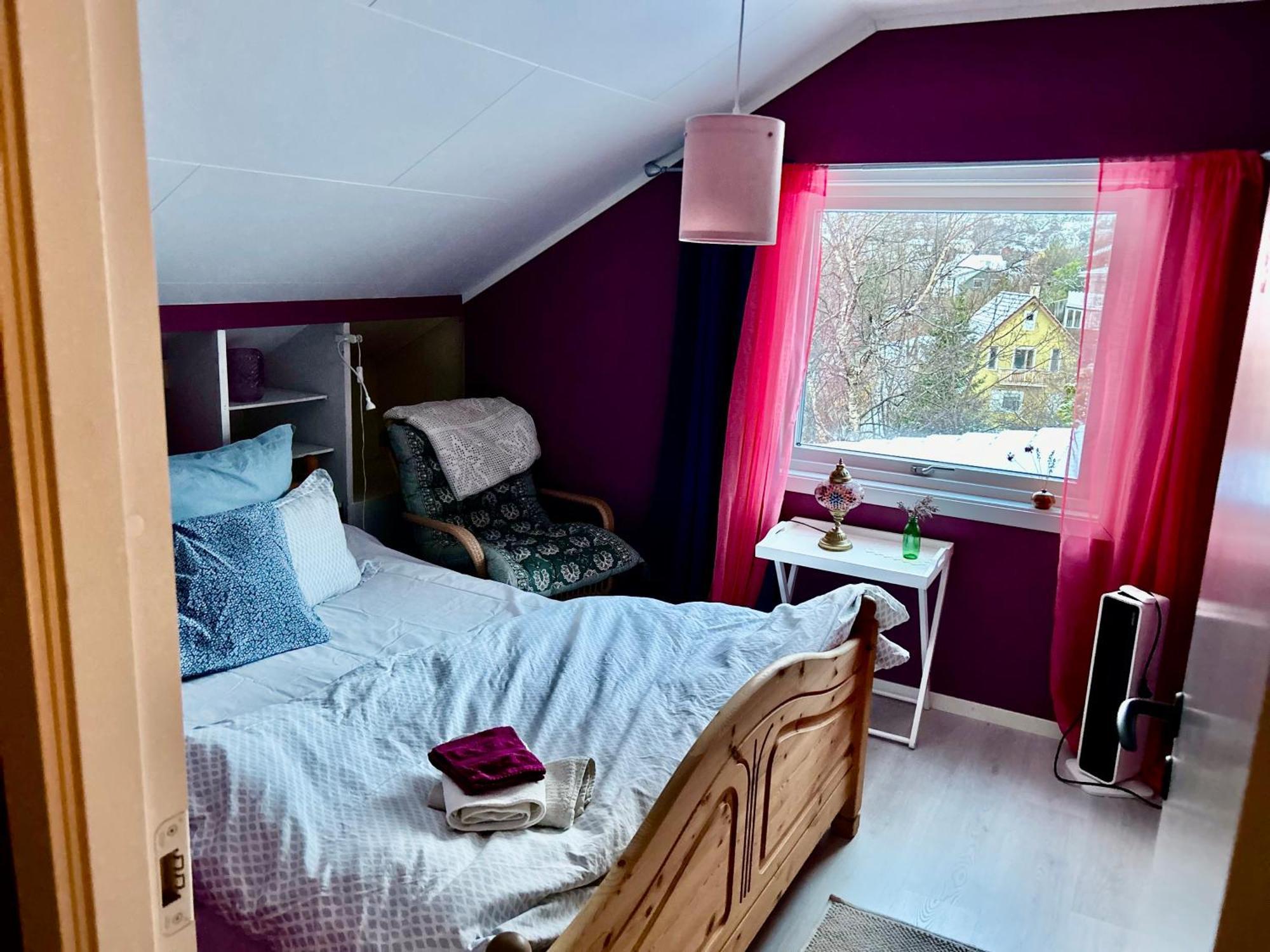 Bed and Breakfast Line Pa Hauane1 Volda Exterior foto